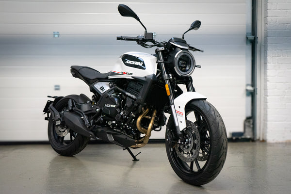 MOTO MORINI SEIEMMEZZO STR