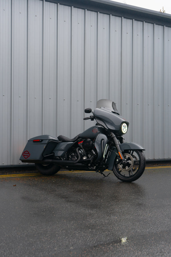 Harley - Touring - Lambo Grey Street Glide