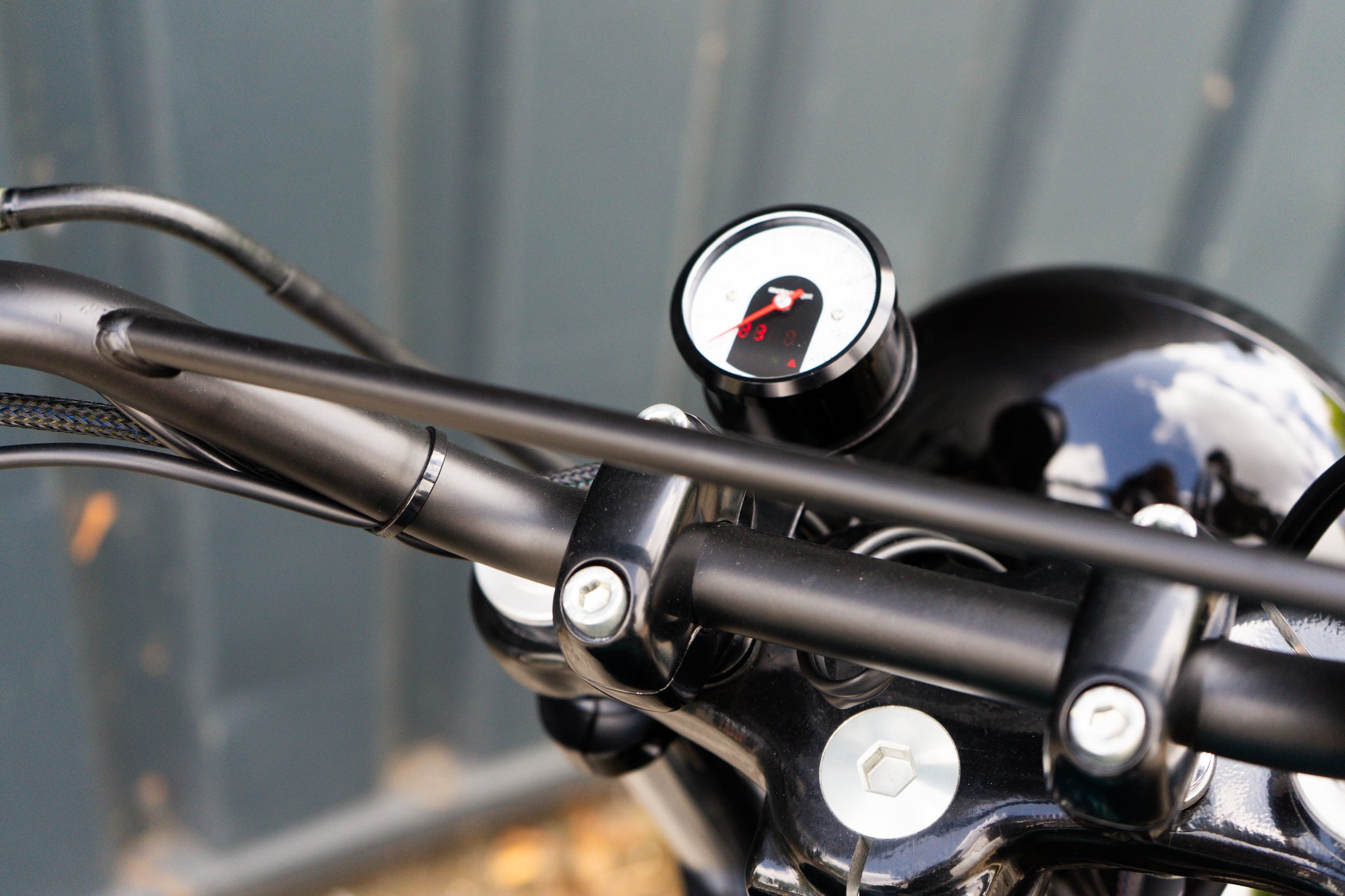 Royal Enfield Street tracker