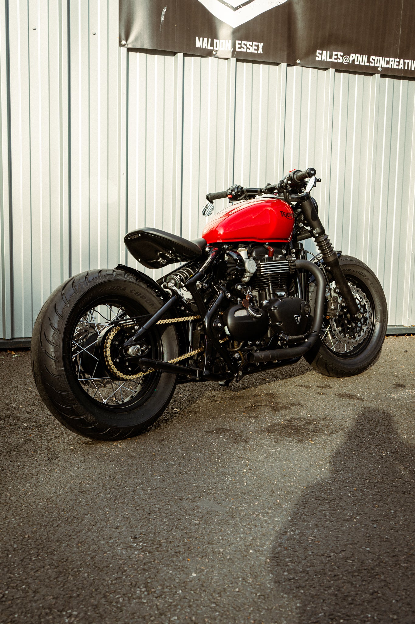 Triumph Bobber - Lamborghini BIA ROSSO