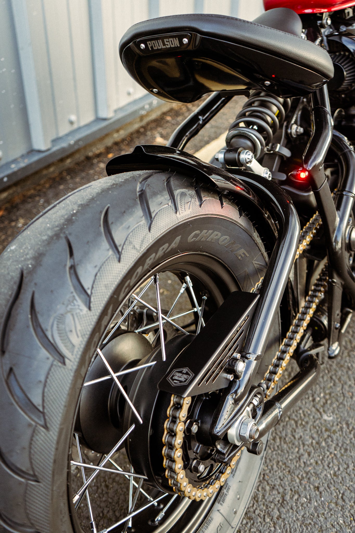 Triumph Bobber - Lamborghini BIA ROSSO