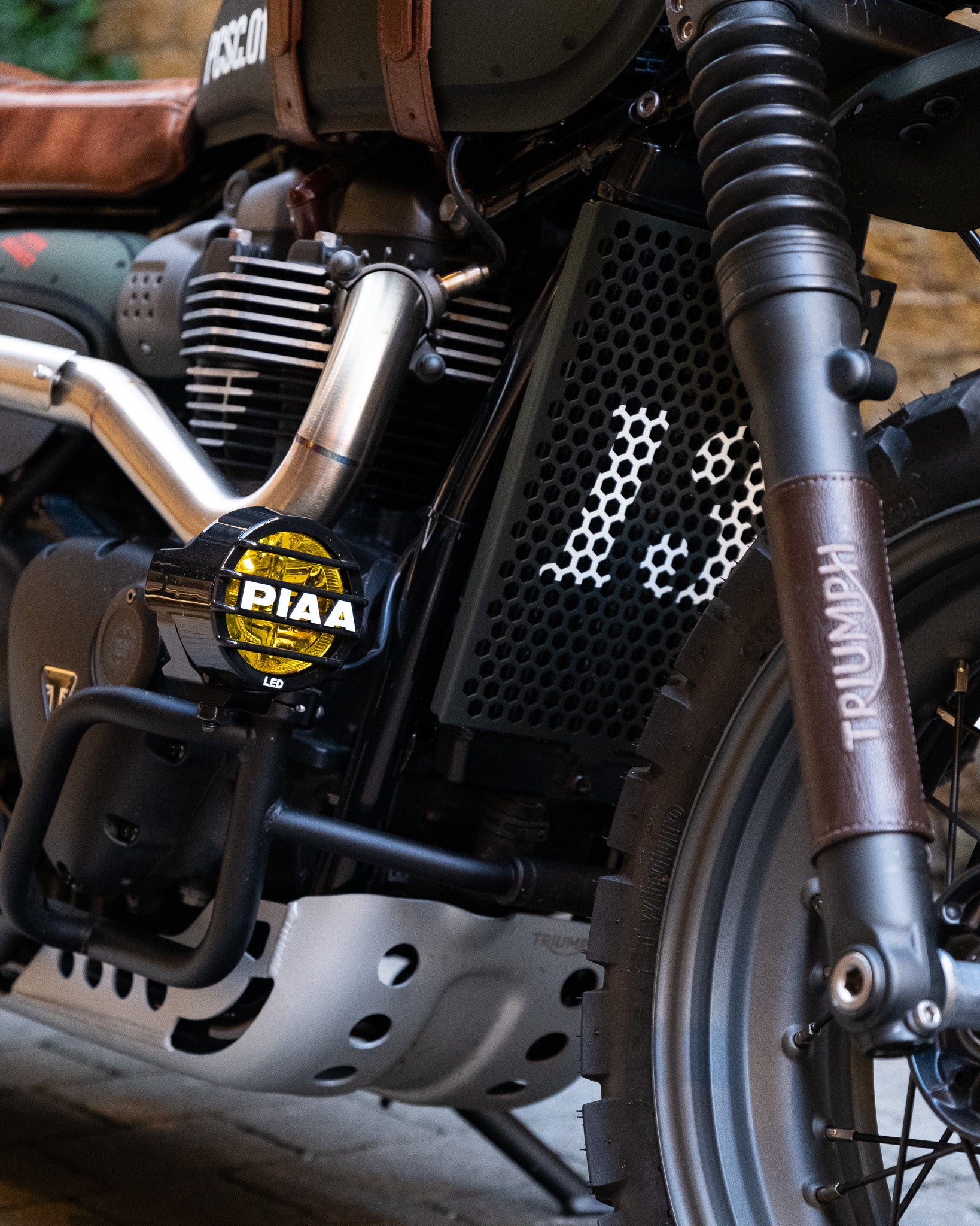 Triumph Scrambler - SCRUMMER