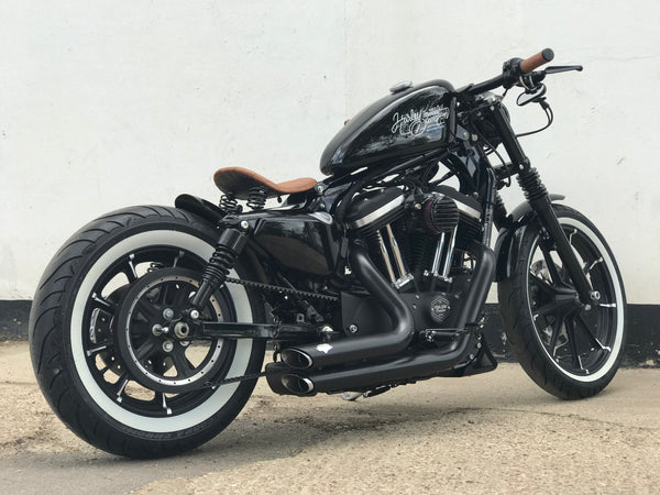 Gloss Black 883