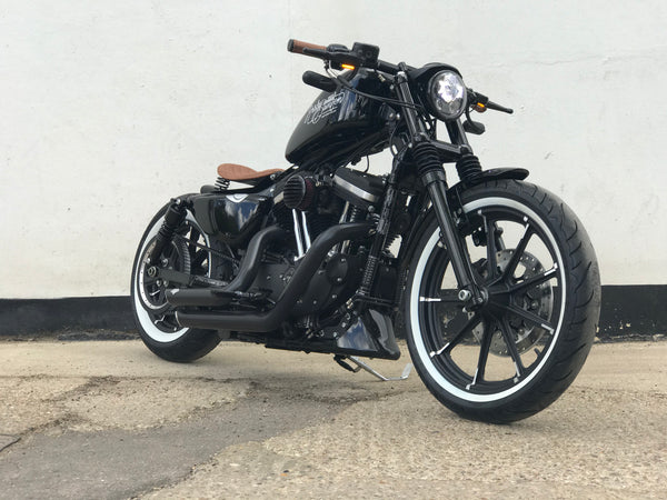 Gloss Black 883