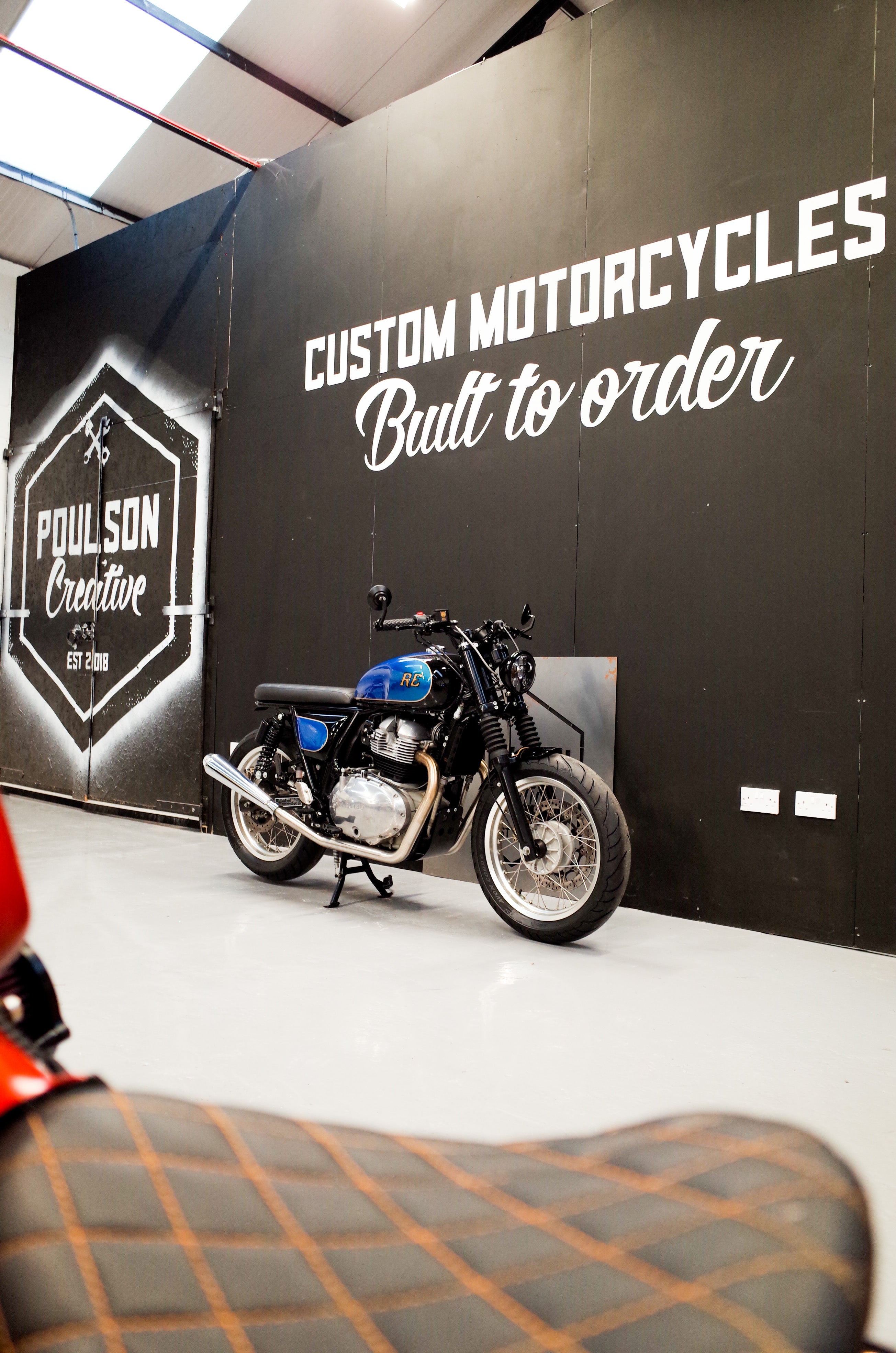 Royal Enfield Interceptor Brat Tracker