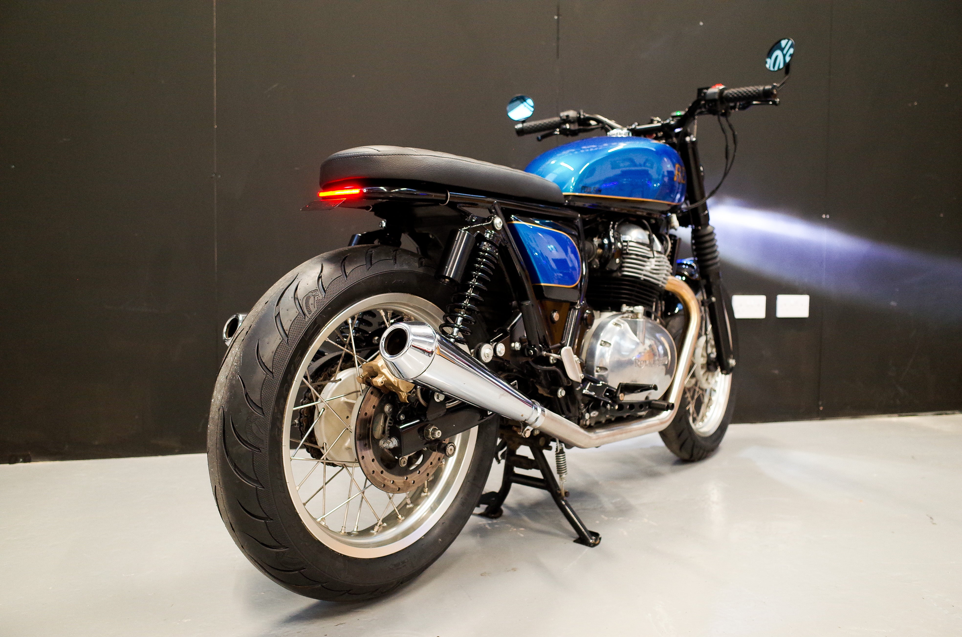 Royal Enfield Interceptor Brat Tracker