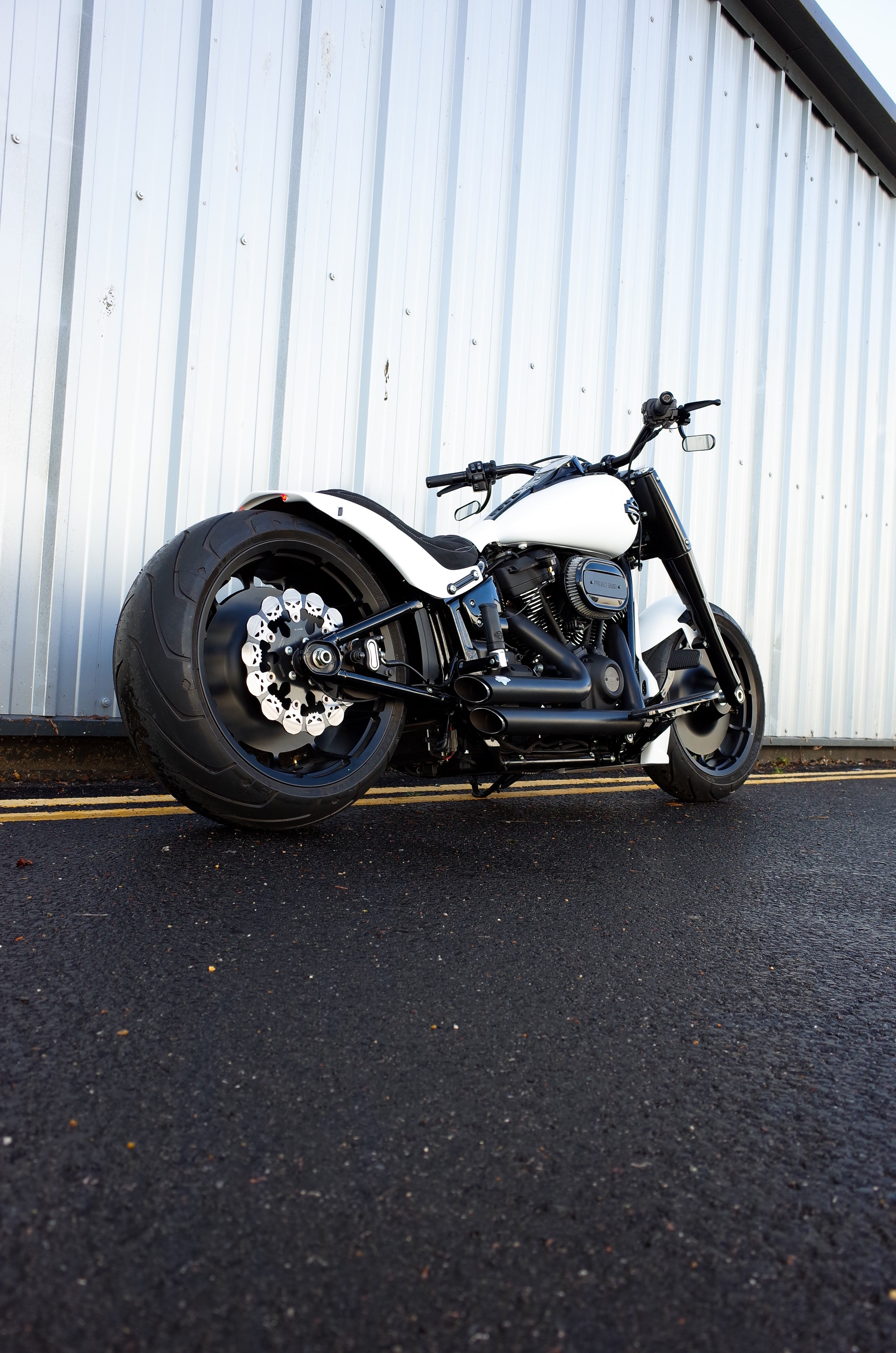 Harley Fat Boy custom - 'Project Ghost'