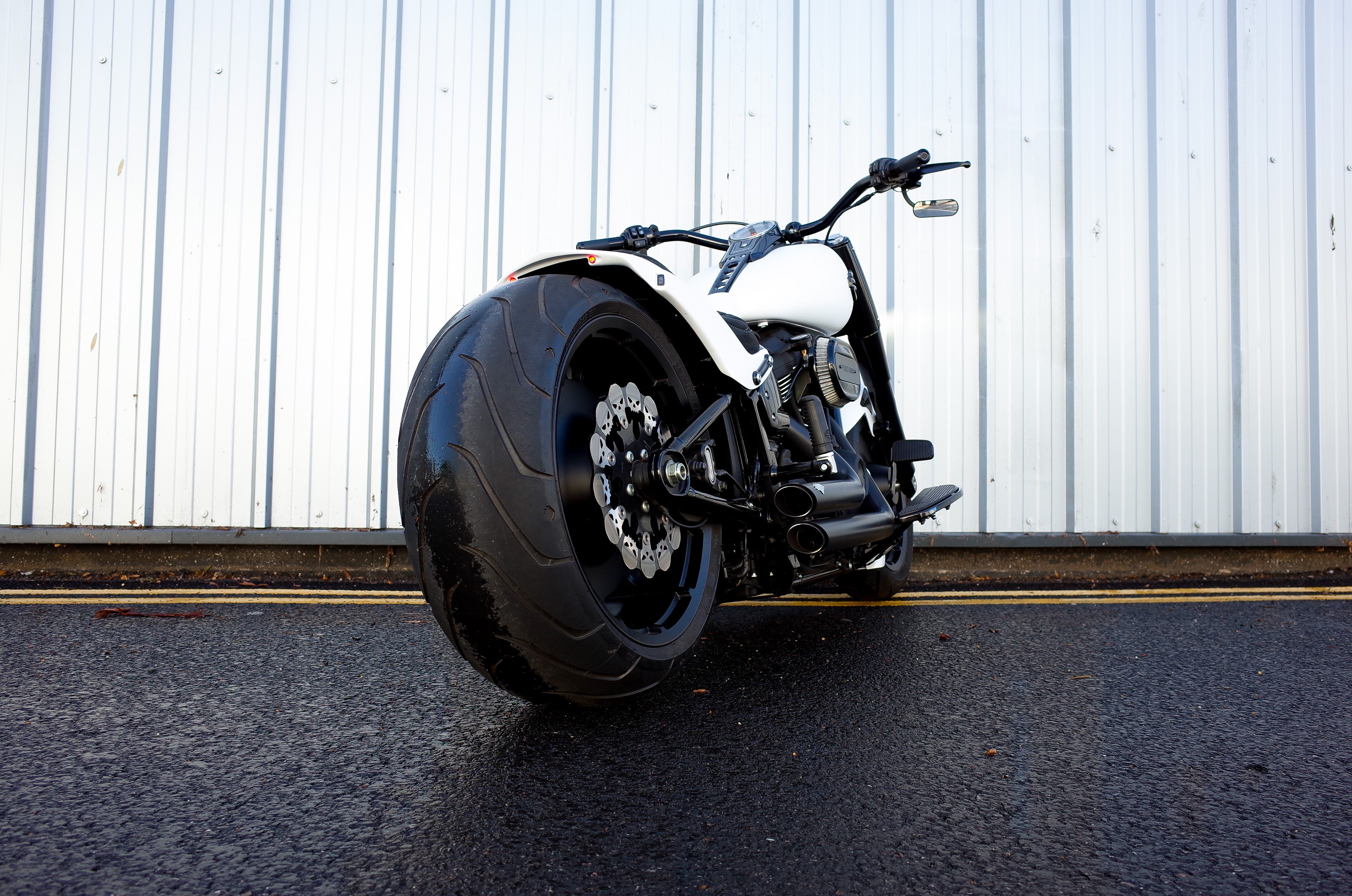 Harley Fat Boy custom - 'Project Ghost'