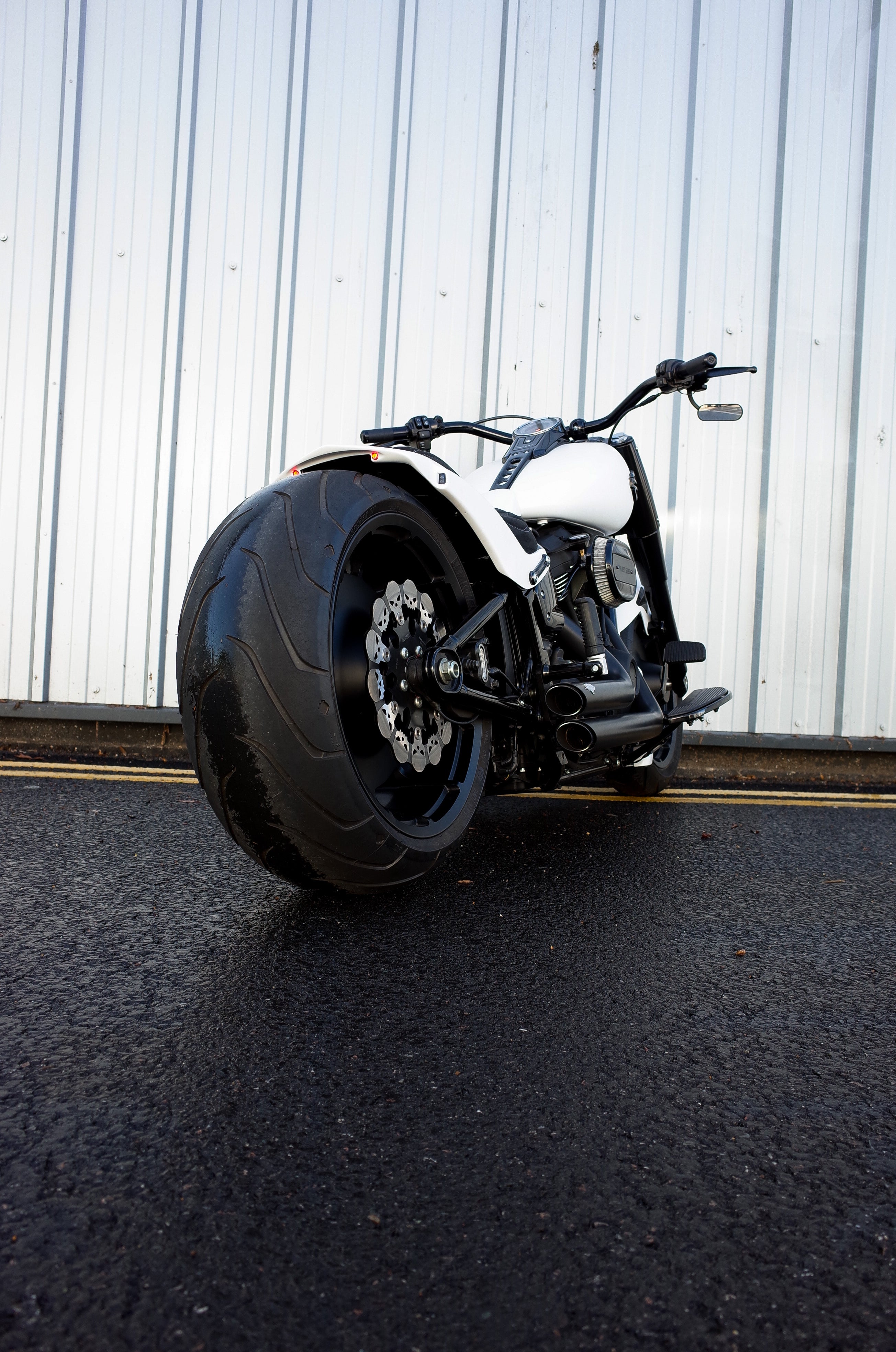 Harley Fat Boy custom - 'Project Ghost'