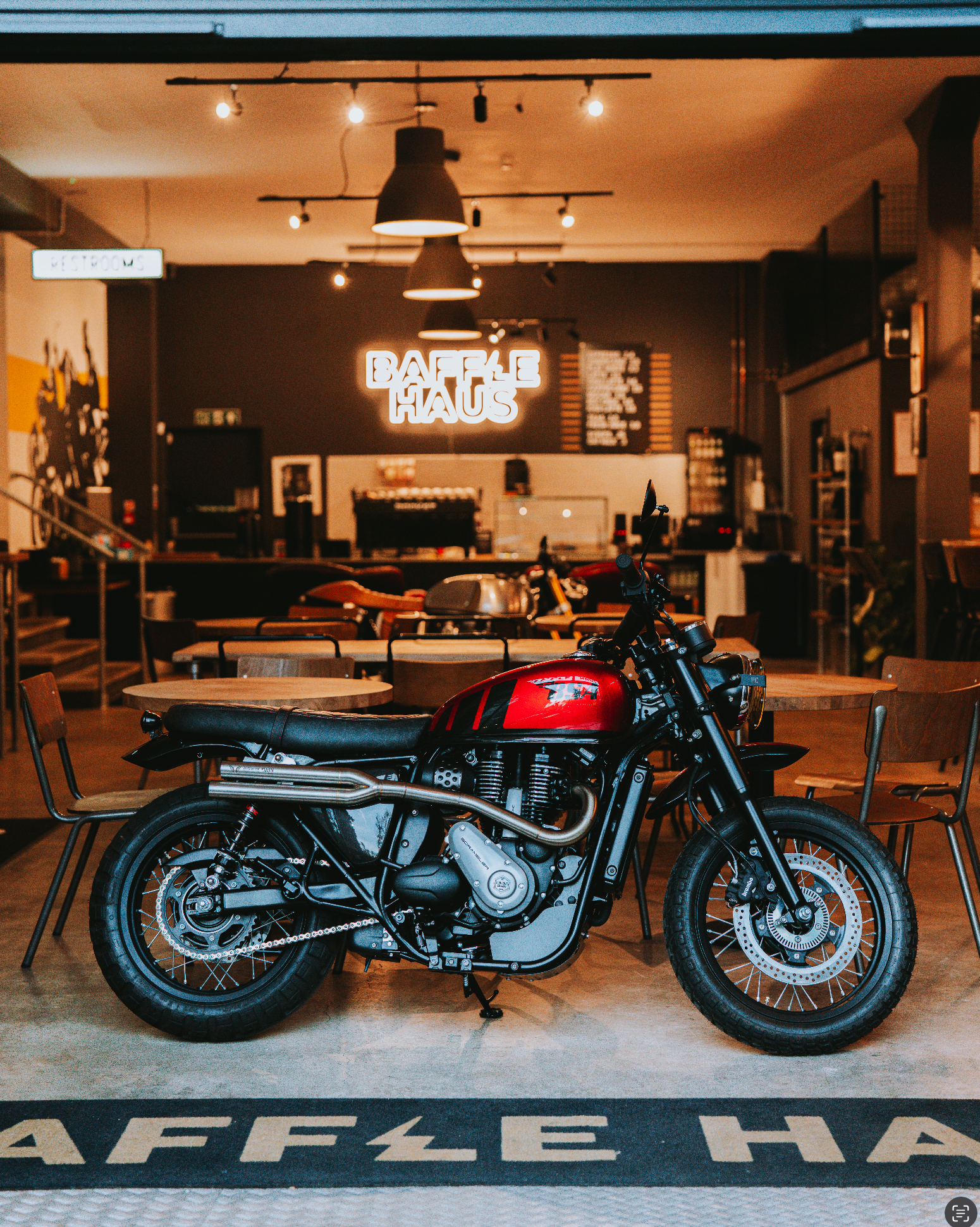BSA Scrambler SPECTRE Edition BUILD